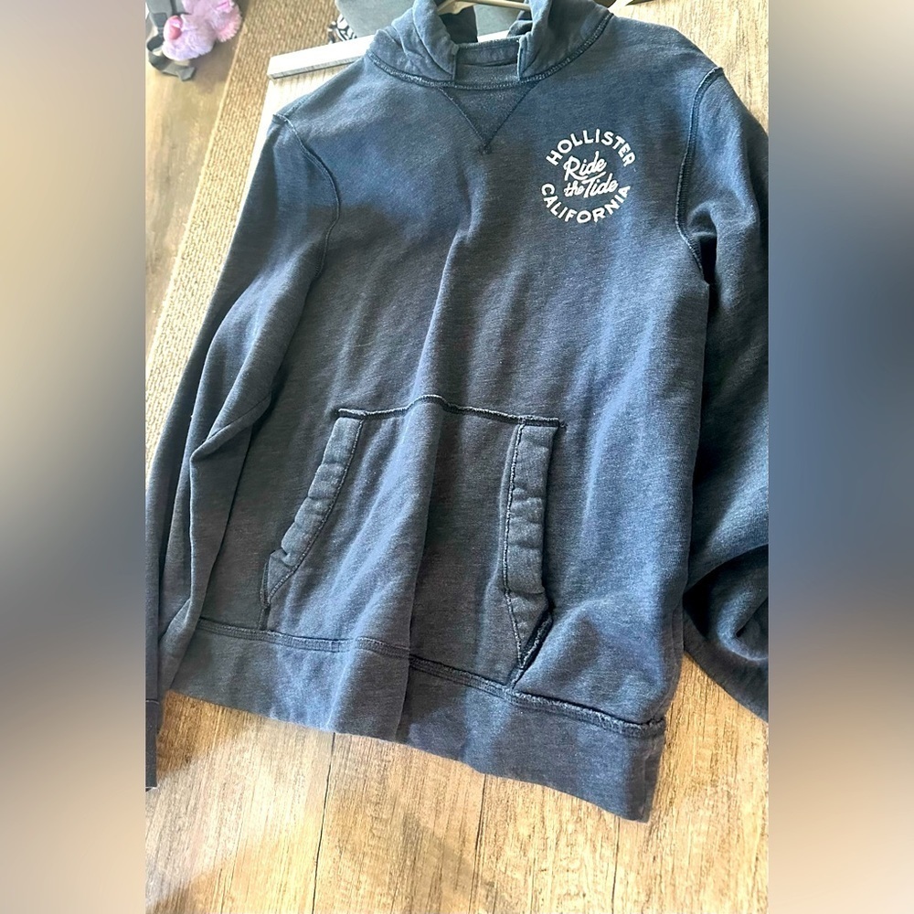 Hollister Blue and White Hoodie Size XL